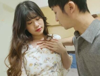 แม่เลี้ยงที่สวยงาม Li Yunxi มีความสัมพันธ์กับลูกชายของสามีอย่างลับๆ