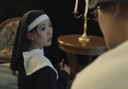 ครูโลภกระตุ้นความปรารถนาของนักเรียนหลังจาก 10 ปีของการแยก